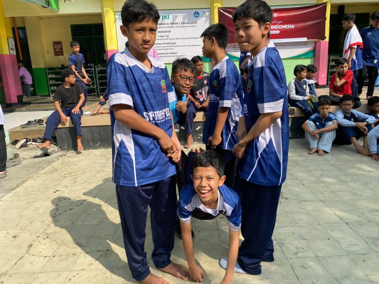 Read more about the article Semarak HUT Kemerdekaan RI di SMPIT Abu Bakar Yogyakarta Full Day School Miliran